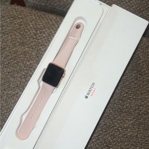 Series 3 Apple Watch never worn